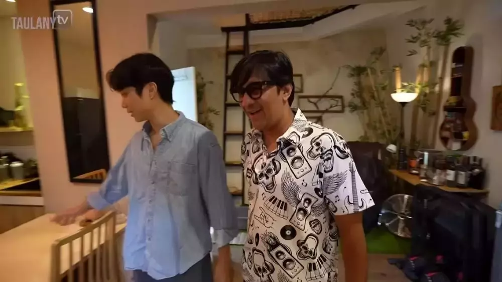 dikta menata dapur minimalis  © 2025 YouTube