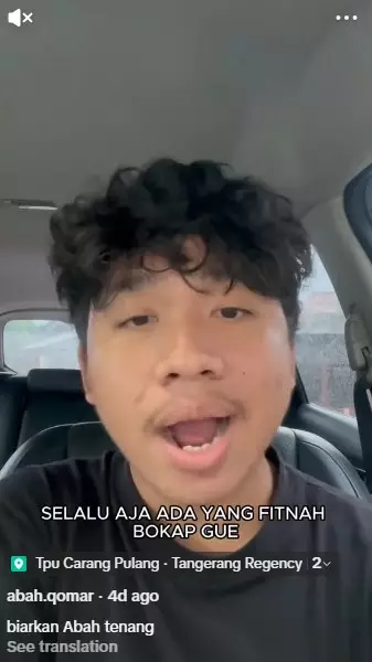 Anak komedian Qomar murka usai viral video makam ayahnya © TikTok