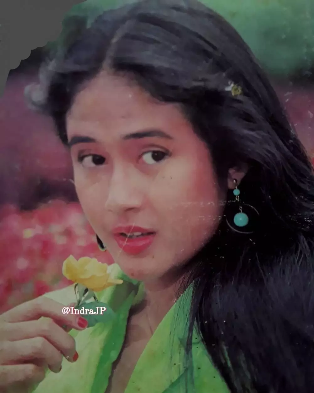 masa muda ria irawan model iklan kaus © instagram