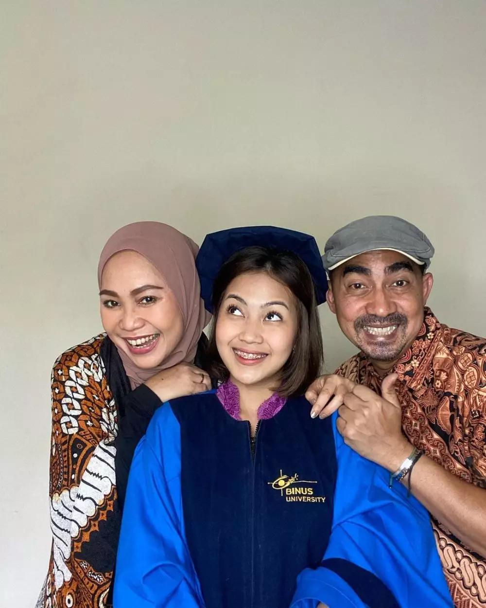 potret terbaru ibu sherina di film © instagram potret terbaru ibu sherina di film © instagram