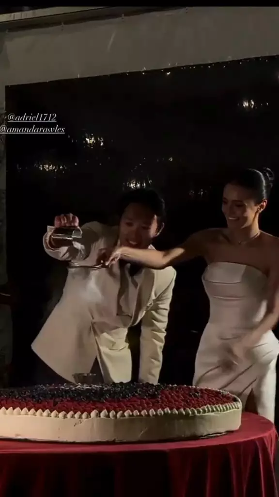 amanda rawles diam-diam menikah di australia  © 2025 brilio.net