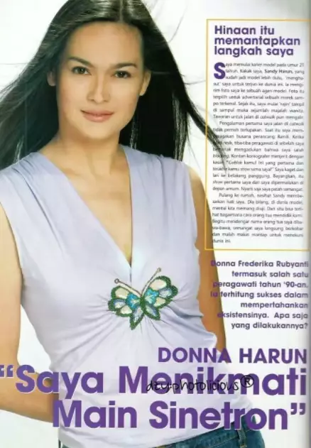 Donna Harun saat jadi model cover majalah © 2023 brilio.net