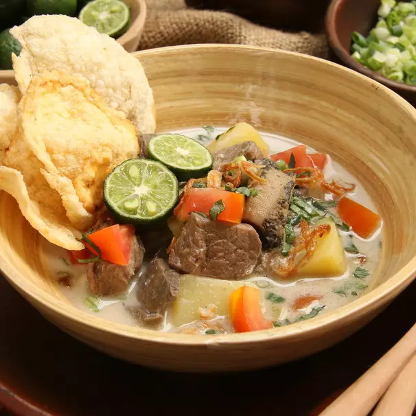 5 Resep bumbu soto daging sapi khas Nusantara untuk sajian Idul Adha, dari soto Betawi sampai Madura