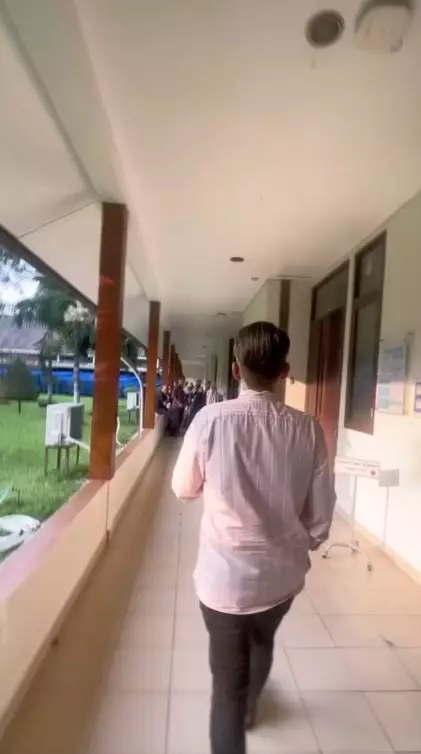 kondisi Jaja Miharja saat dijenguk Ruben Onsu © Instagram kondisi Jaja Miharja saat dijenguk Ruben Onsu © Instagram