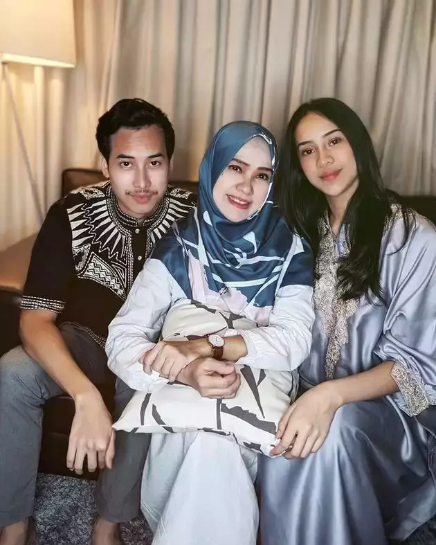 ibu anya geraldine mudanya mirip luna maya © 2023 brilio.net