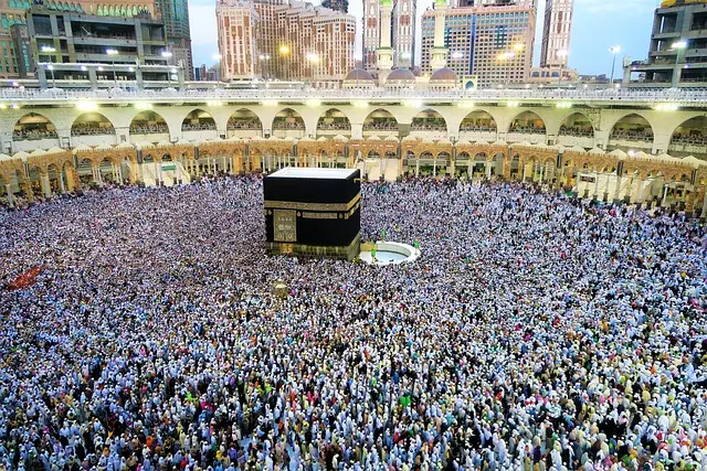 fakta 3 wni masuk mekkah secara ilegal untuk haji  © 2025 brilio.net fakta 3 wni masuk mekkah secara ilegal untuk haji  © 2025 brilio.net