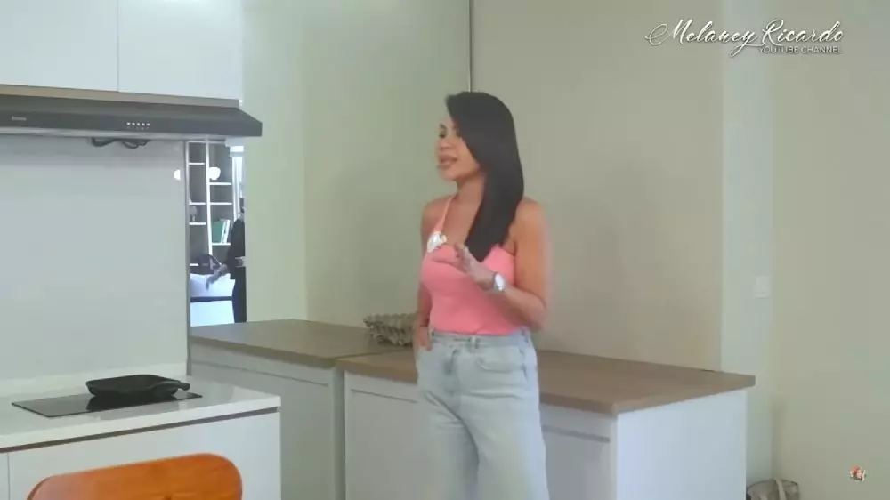 dapur apartemen Inge Anugrah © 2024 brilio.net