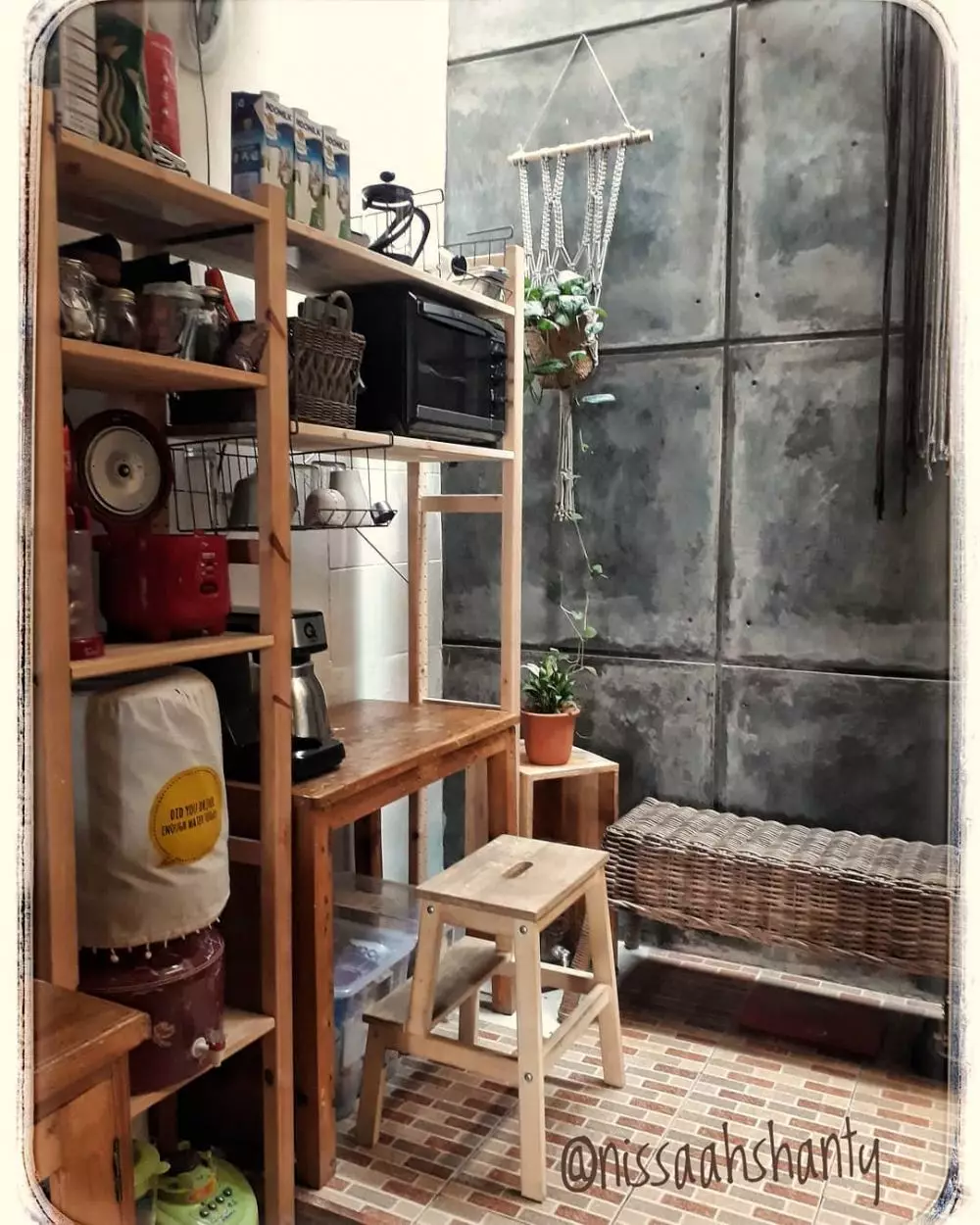 dapur gang senggol tanpa kitchen set estetik unik © 2023 brilio.net