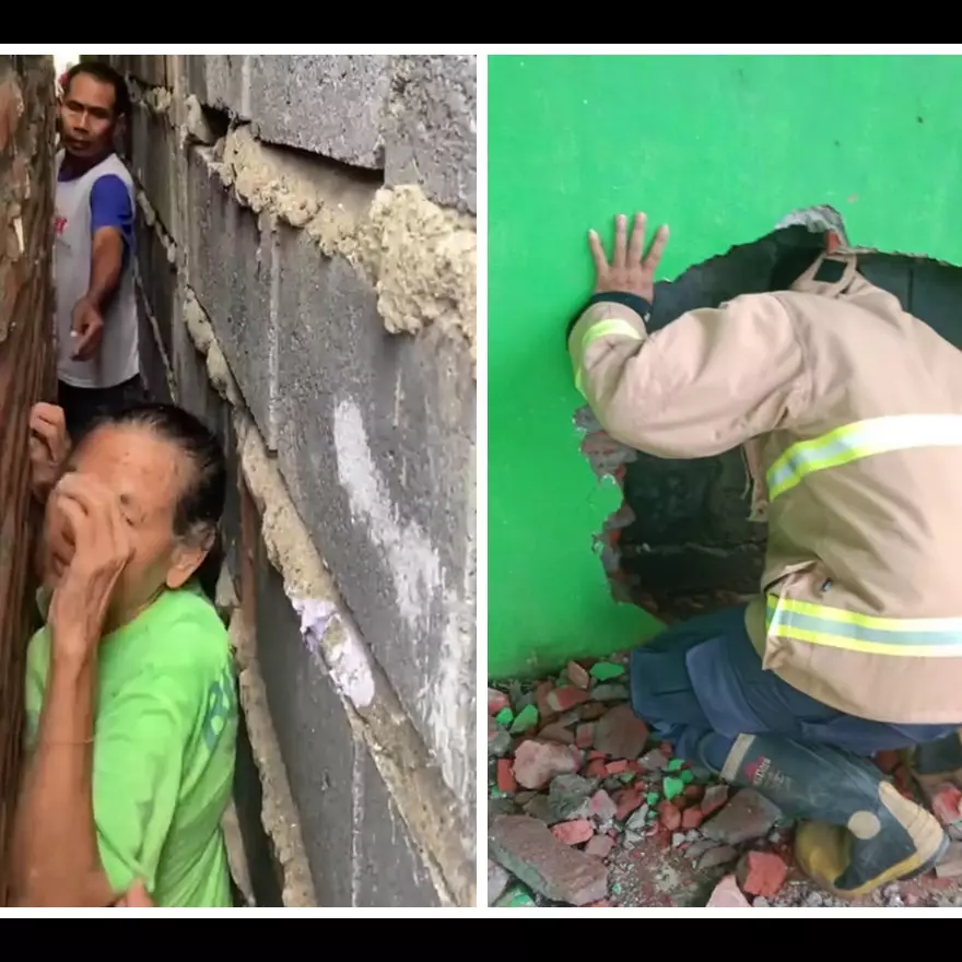 Detik menegangkan damkar evakuasi nenek di Gresik yang terjebak di celah rumah, jebol tembok tetangga