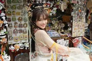 8 Potret jadul Fuji pas masih sekolah, biarpun pakai seragam tapi gayanya udah kece maksimal