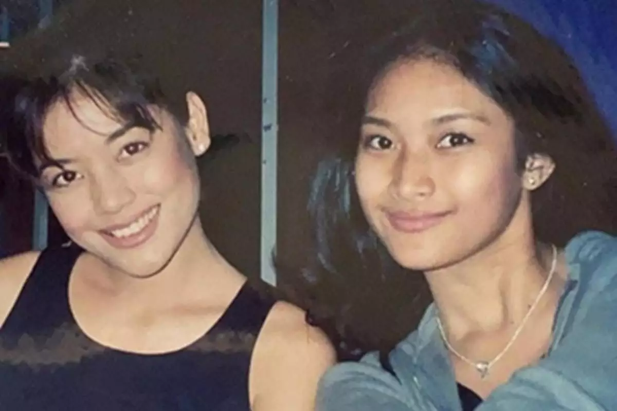 Kompak meski jarang terlihat bersama, intip potret dulu dan kini persahabatan 11 seleb sejak muda