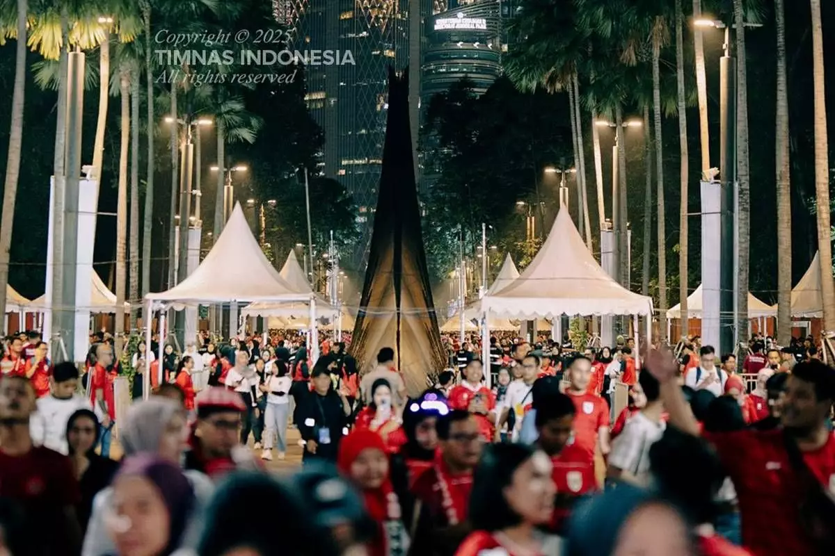 Jelang laga melawan China, suporter Timnas Indonesia dukung Palestina sebagai aksi solidaritas