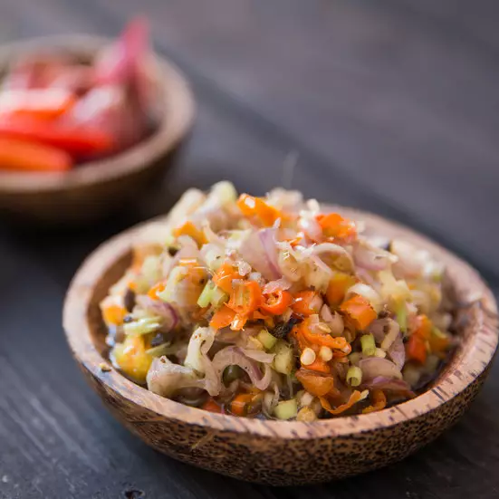 5 Resep sambal paling cocok untuk teman santap menu daging kurban