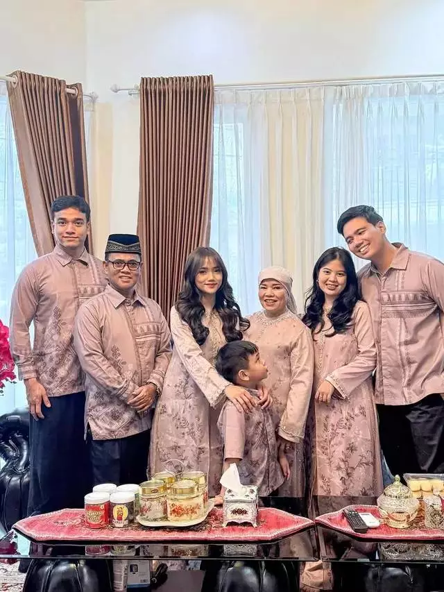 gaya rambut fuji © 2025 Instagram gaya rambut fuji © 2025 Instagram