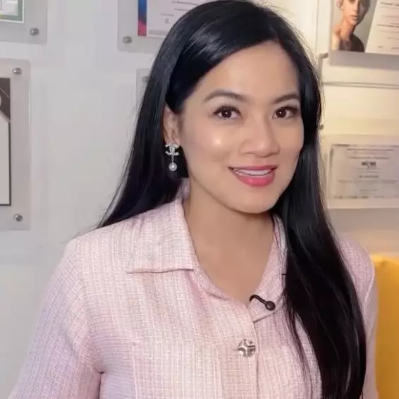 Awali karier dari juara cover girl, 9 potret masa muda Titi Kamal ini cantiknya dipuji tak berubah