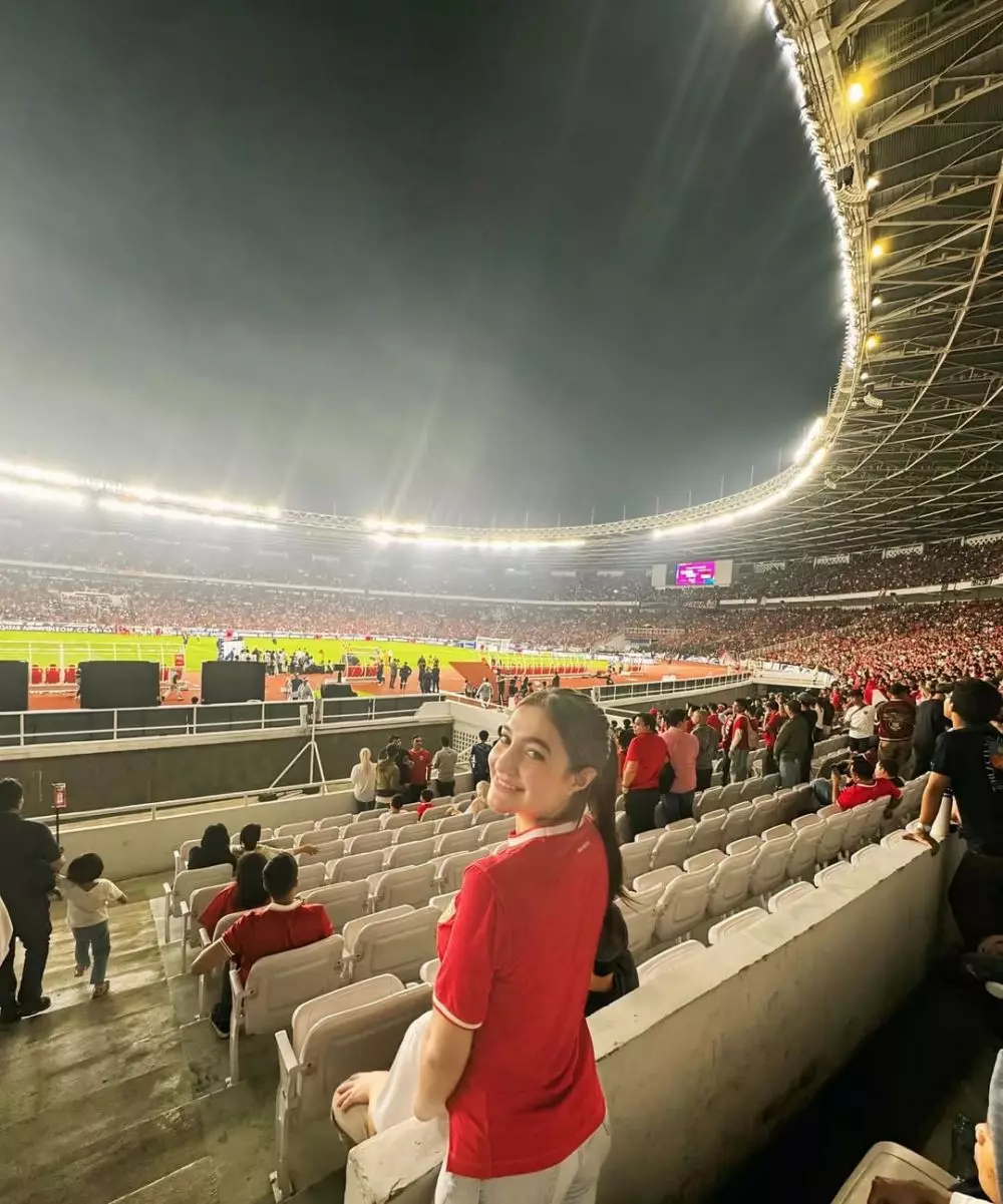 Amanda Lucson bongkar kelakuan Fajar Indonesian Idol © 2025 Instagram