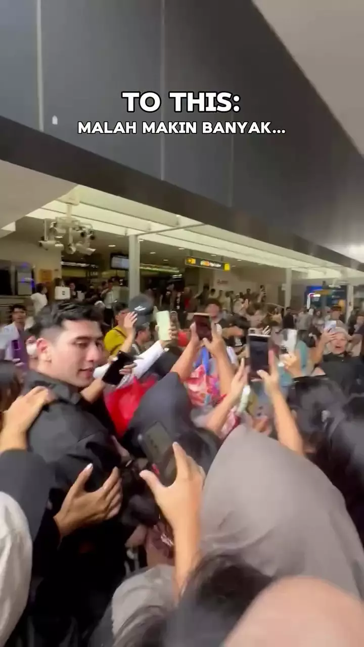 Verrell Bramasta dicium emak-emak di Singapura © 2025 Instagram Verrell Bramasta dicium emak-emak di Singapura © 2025 Instagram