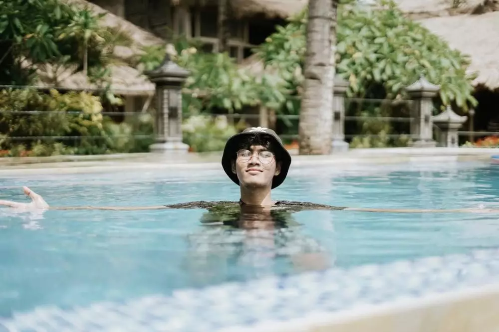 Sosok Evan DC Music dekat dengan Ria Ricis © 2025 brilio.net