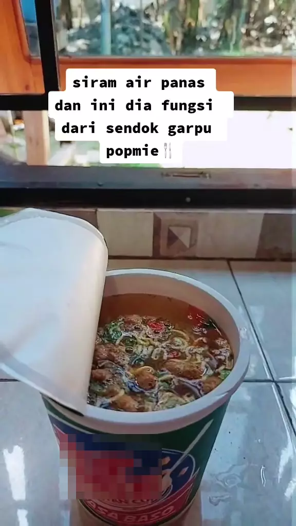 fungsi lain garpu pop mie © 2023 brilio.net