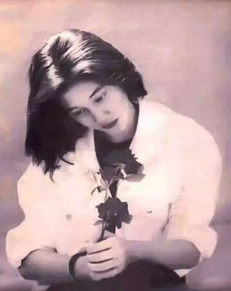 nostalgia Nike Ardilla di cover kaset © berbagai sumber