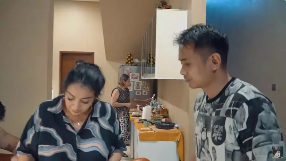potret dapur jennifer jill © YouTube potret dapur jennifer jill © YouTube
