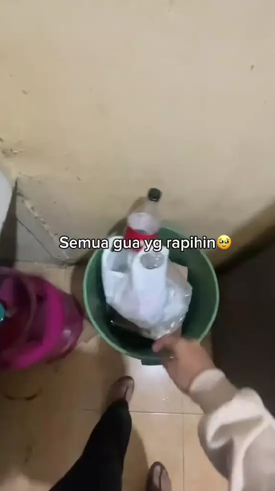 keluh kesah wanita ngekost bareng sahabat © TikTok keluh kesah wanita ngekost bareng sahabat © TikTok