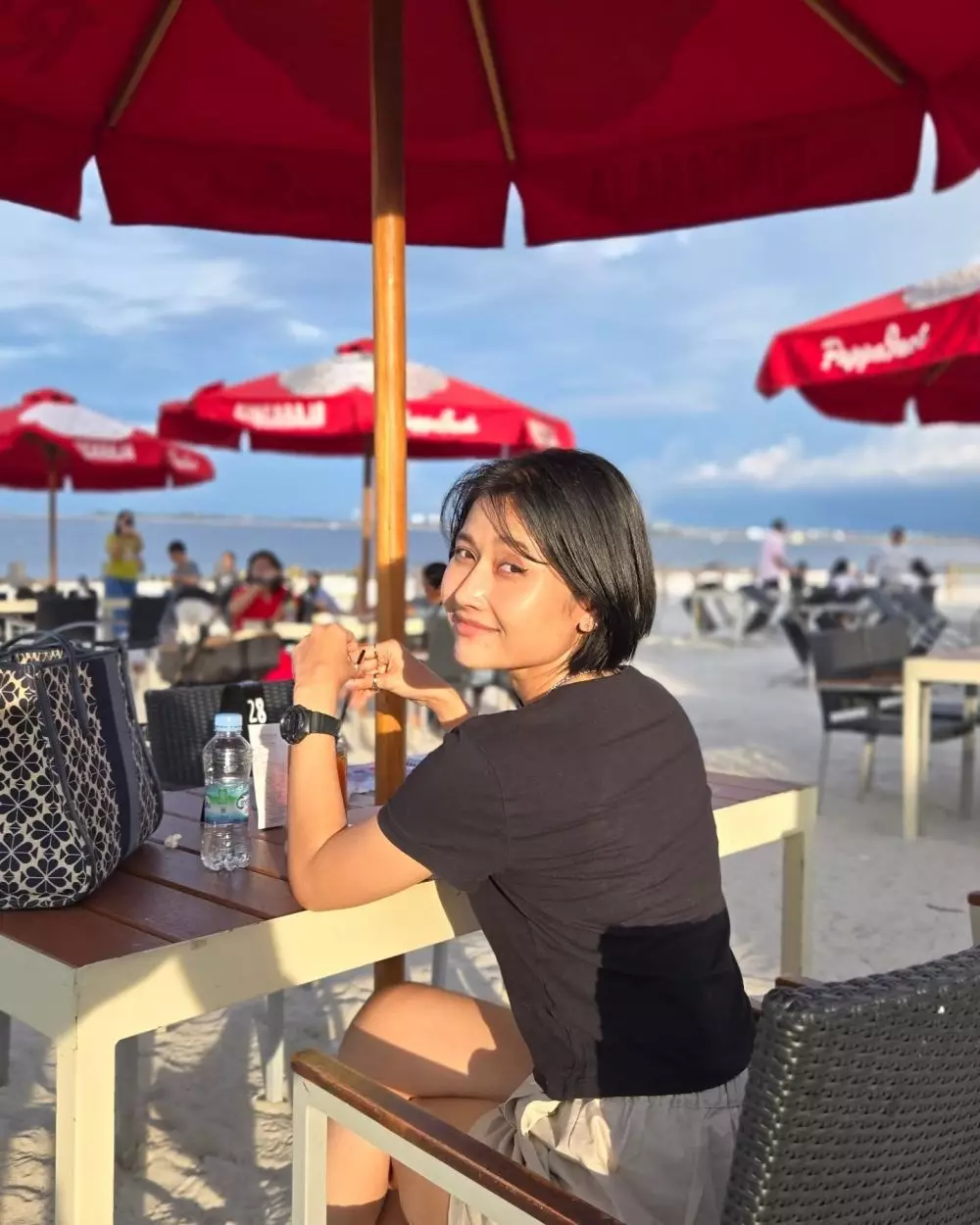 riyuka bunga dihina miskin © 2025 Instagram riyuka bunga dihina miskin © 2025 Instagram