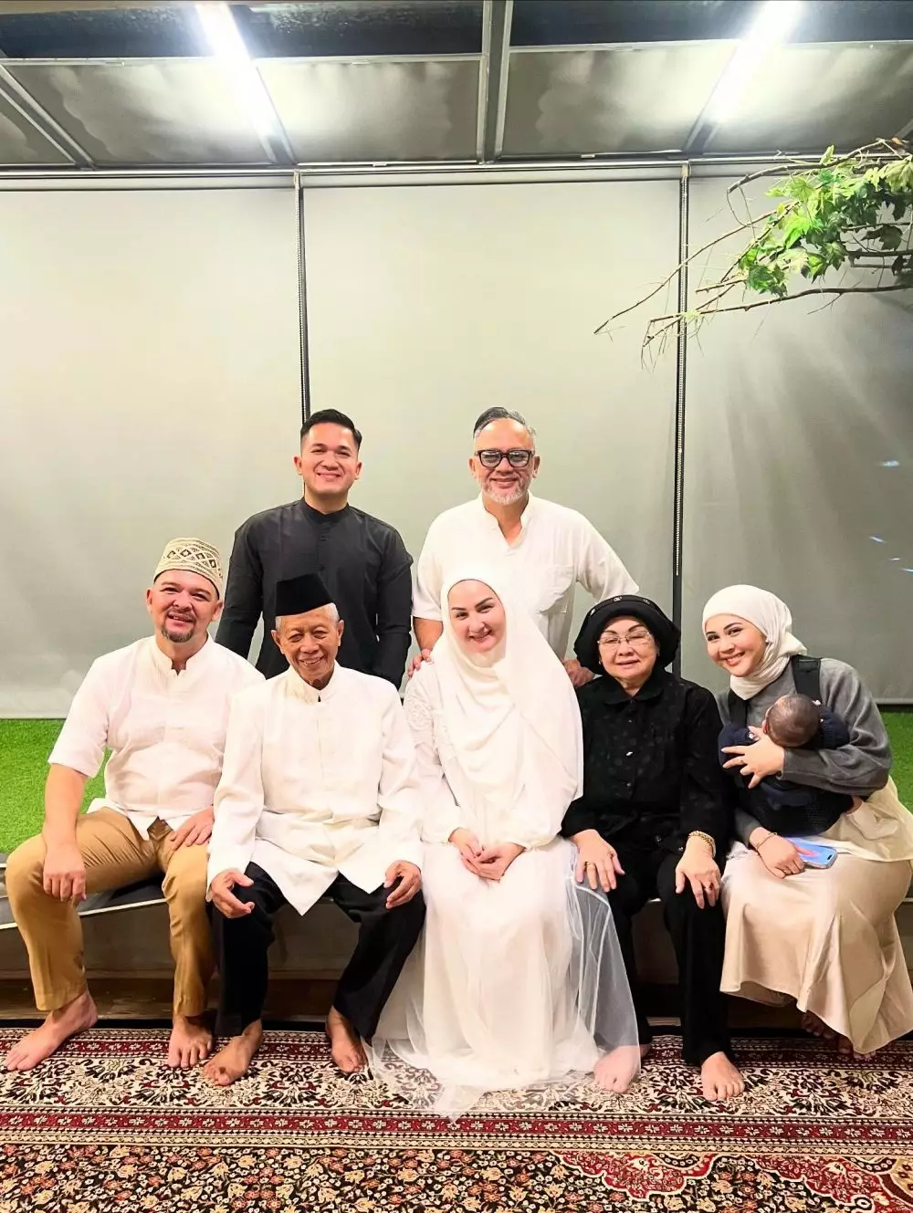 mona ratuliu ketemu guru ngaji © 2025 Instagram mona ratuliu ketemu guru ngaji © 2025 Instagram