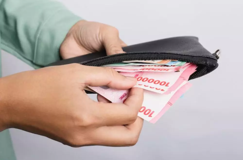 pasutri ini bongkar pengeluaran tiap bulan © berbagai sumber pasutri ini bongkar pengeluaran tiap bulan © berbagai sumber