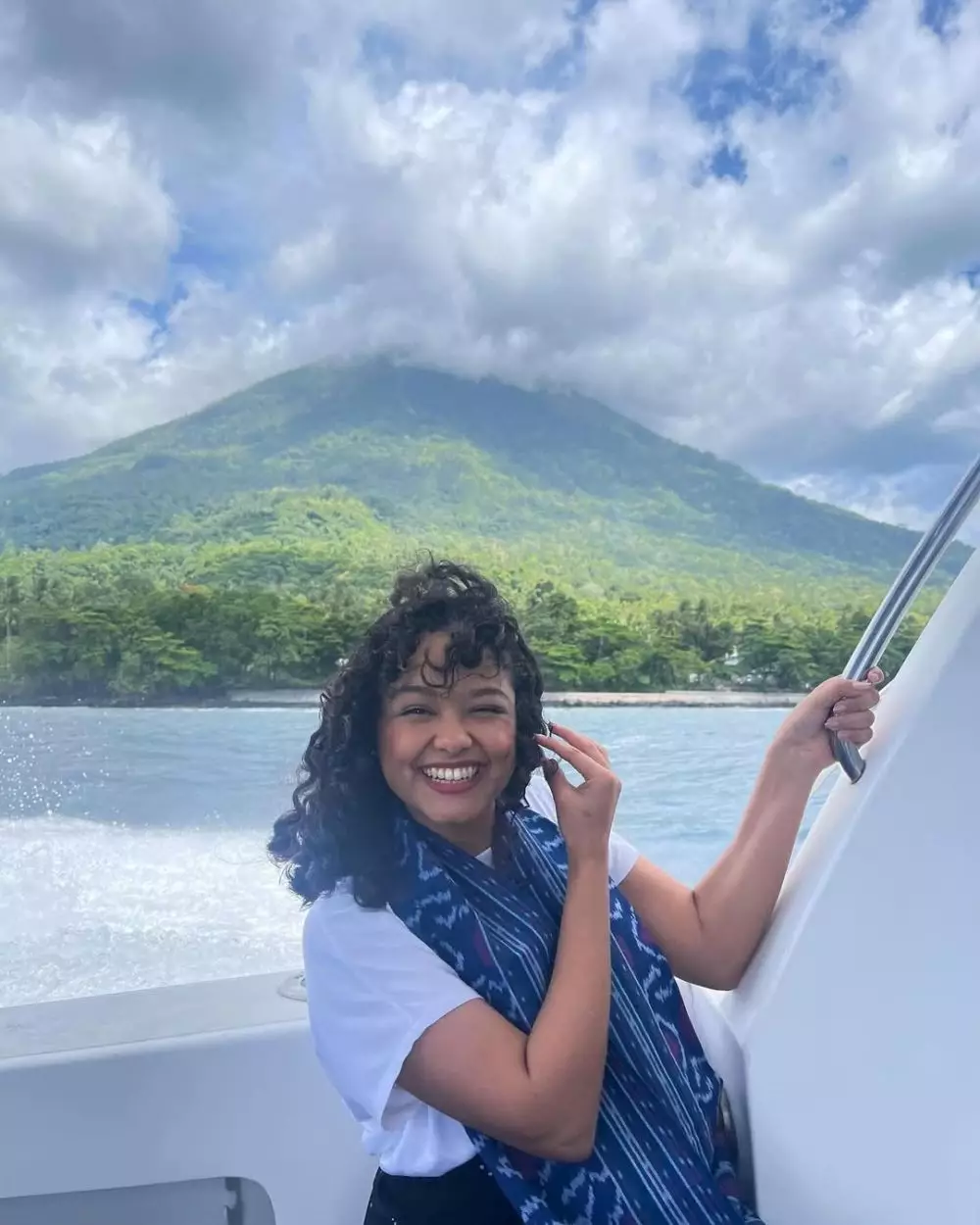 Mutiara Baswedan anak Anies Baswedan S2 di Universitas Harvard © 2025 Instagram