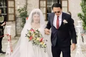 Adik Ahok menikah di Slovenia, perjalan cinta Fifi Lety temukan cinta dari teman kuliah 35 tahun lalu