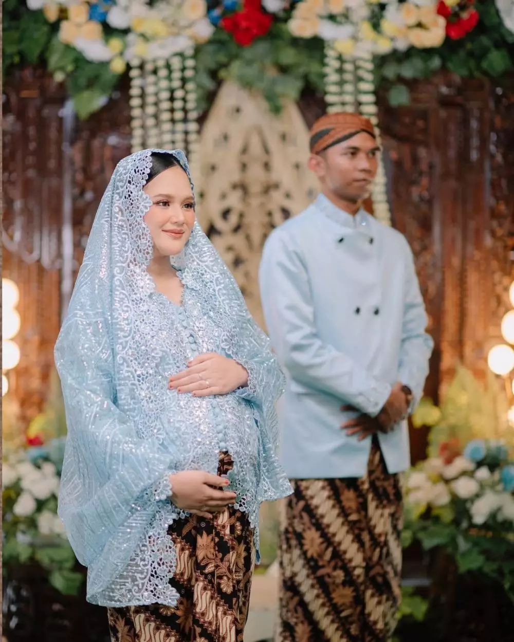 Acara 7 bulanan Nia LIDA adat Jawa © 2025 Instagram