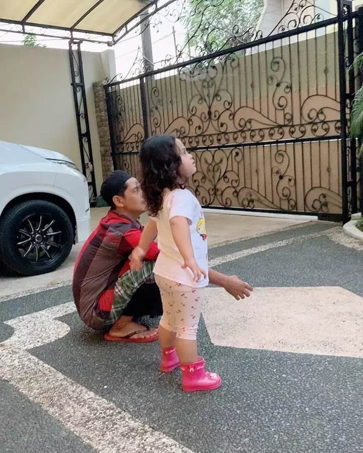 Rumah Lala Nurlela kakak ipar Syahrini © 2025 Instagram