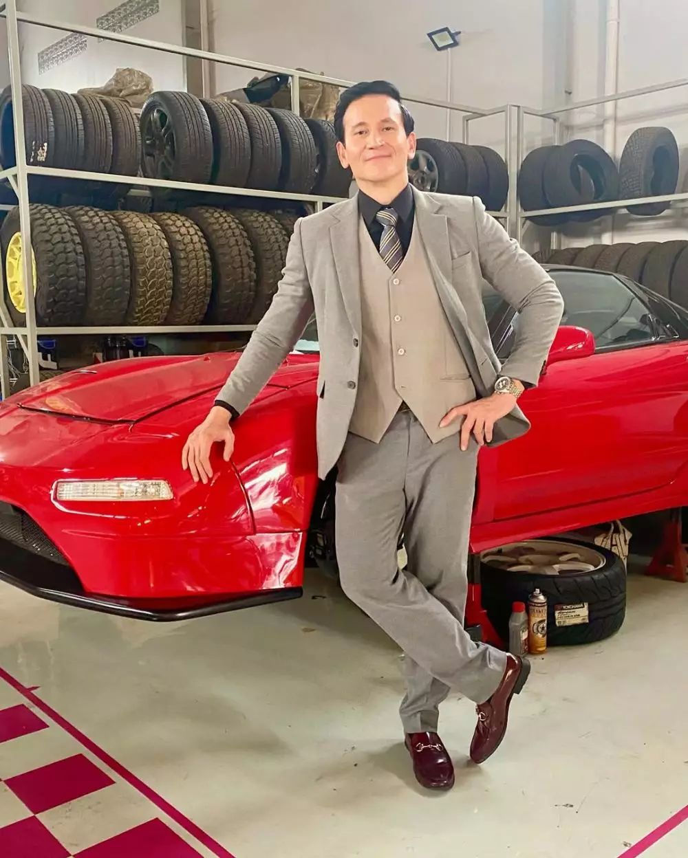 Marcelino Lefrandt model iklan bareng Roy Marten © 2025 Instagram