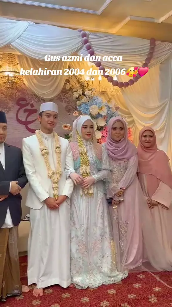 Gus Azmi menikahi Khansa Mariska © 2025 TikTok