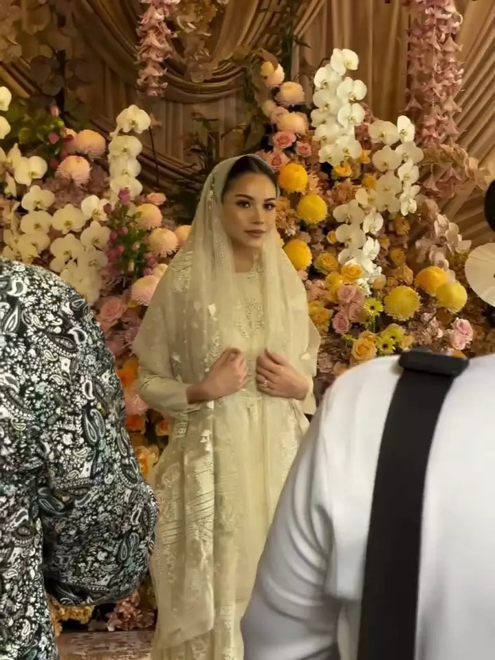 Pengajian pernikahan Alyssa Daguise © 2025 brilio.net Pengajian pernikahan Alyssa Daguise © 2025 brilio.net