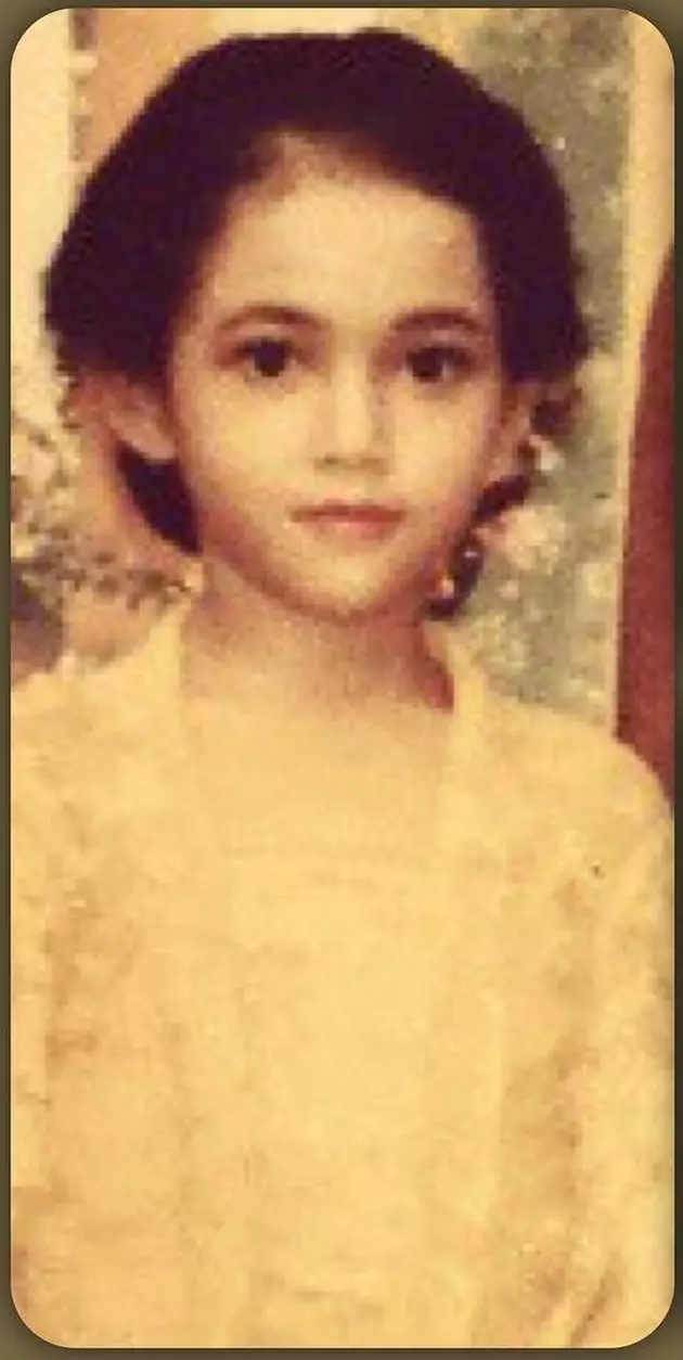 Maia Estianty saat muda plek Al  © Instagram