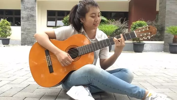potret lawas penyanyi saat kuliah © instagram potret lawas penyanyi saat kuliah © instagram
