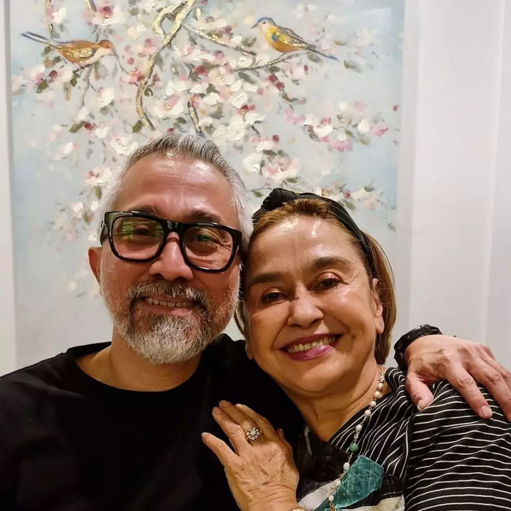 potret terbaru wanita di cover majalah © 2022 berbagai sumber potret terbaru wanita di cover majalah © 2022 berbagai sumber