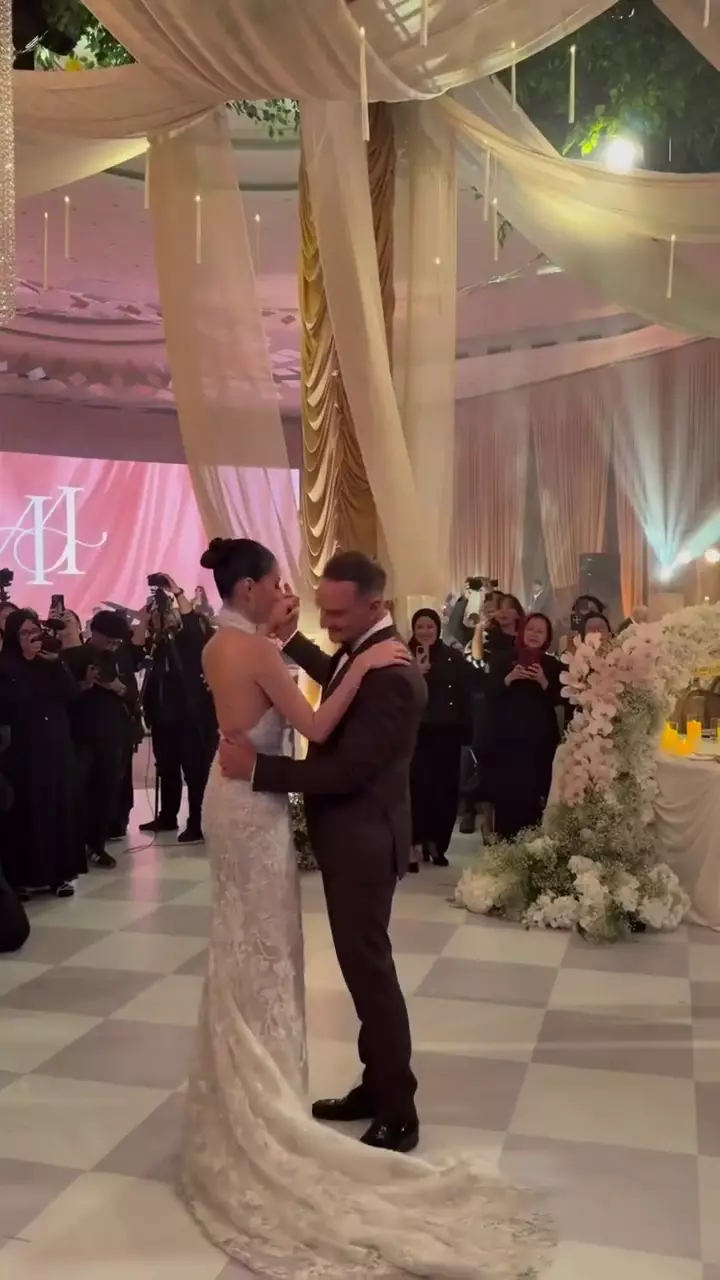 Intimate dinner party pernikahan Al dan Alyssa © 2025 brilio.net