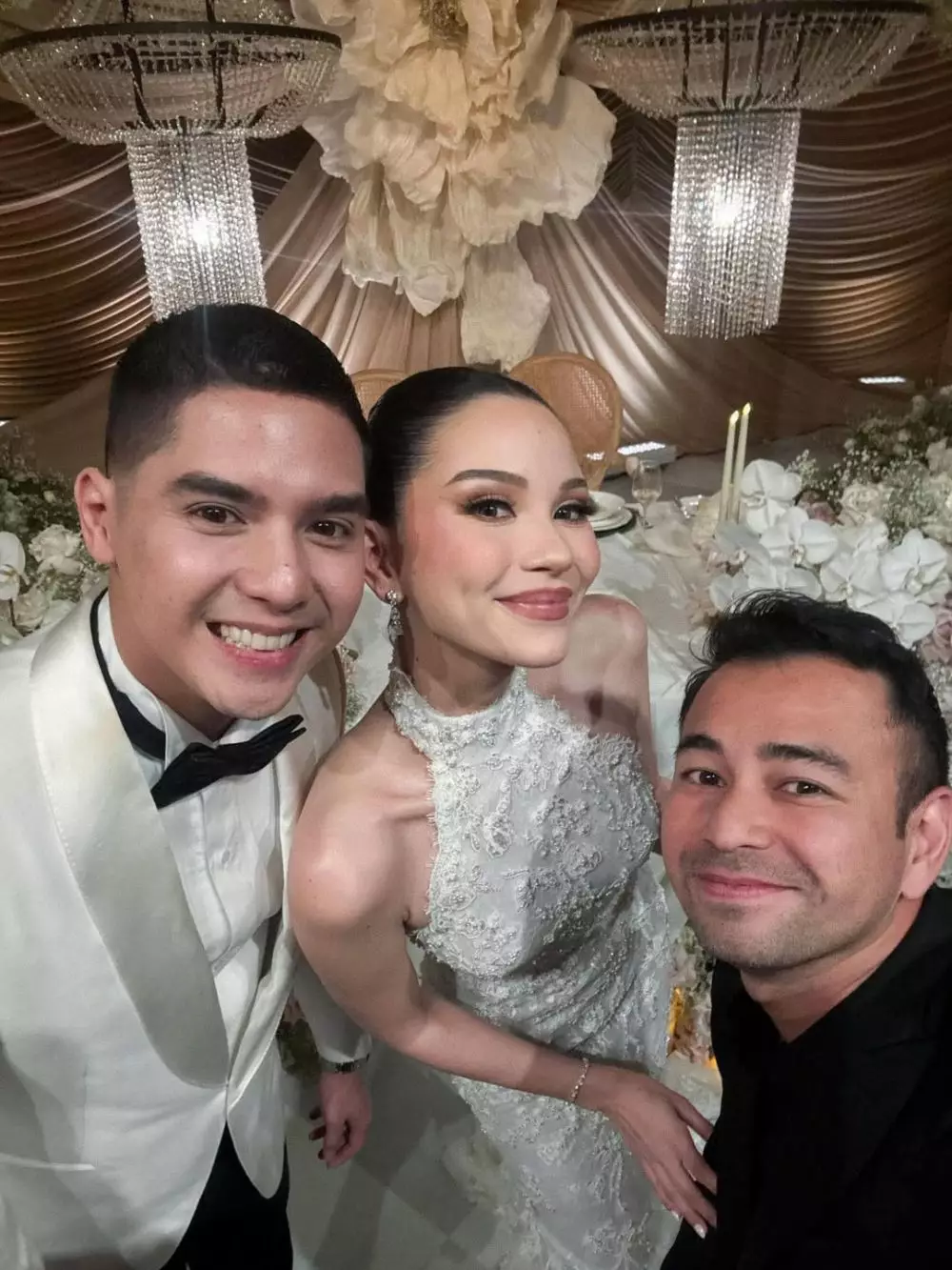 Seleb hadir di intimate dinner party Al dan Alyssa © 2025 brilio.net