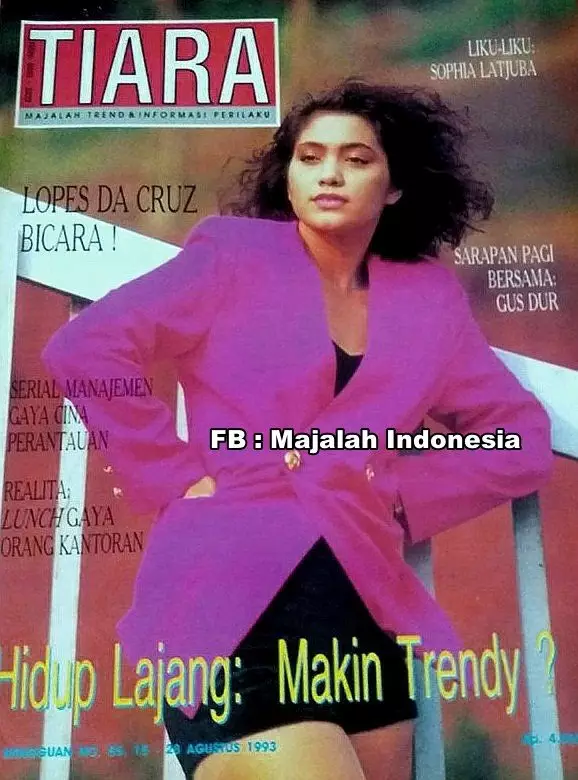 Potret lawas gadis warkop di cover majalah © berbagai sumber Potret lawas gadis warkop di cover majalah © berbagai sumber