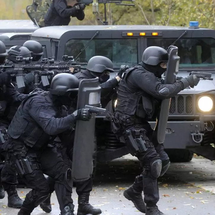 Detik-detik TNI evakuasi penumpang Saudi Airlines di Bandara Kualanamu usai dapat laporan ancaman bom