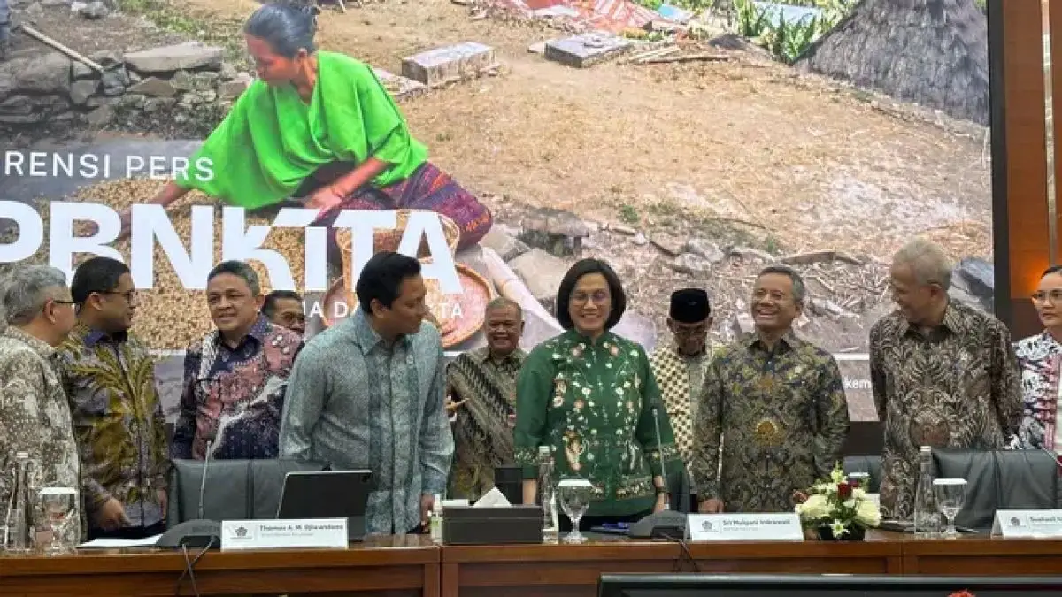Penyaluran bansos masih lambat, Kemenkeu sebut ini sebagai biang keroknya