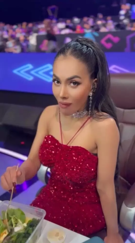 Denada setelah tiga kali operasi plastik © Instagram Denada setelah tiga kali operasi plastik © Instagram