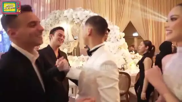 El Rumi dan Rizky Nazar akrab di resepsi Al Ghazali © 2025 YouTube