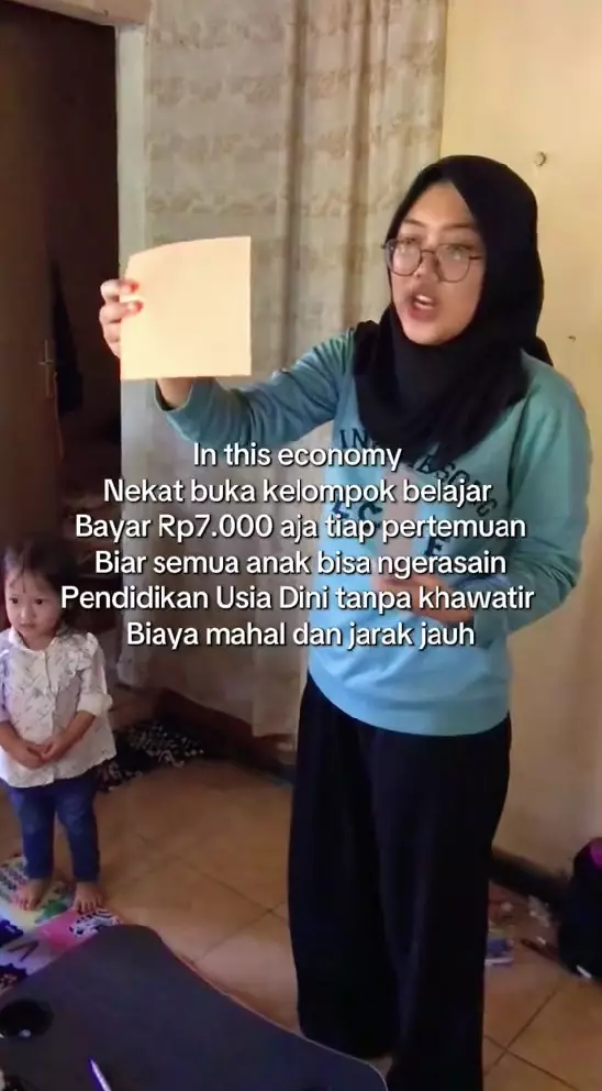 IRT buka kelas PAUD dibayar 7 ribu © TikTok IRT buka kelas PAUD dibayar 7 ribu © TikTok