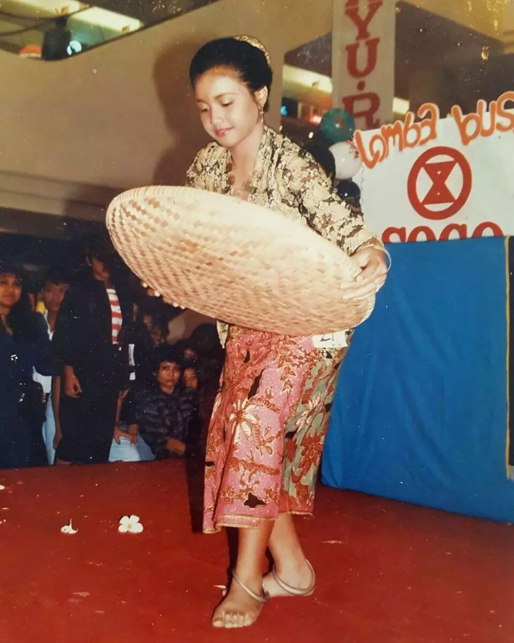 potret lawas Denada © Instagram