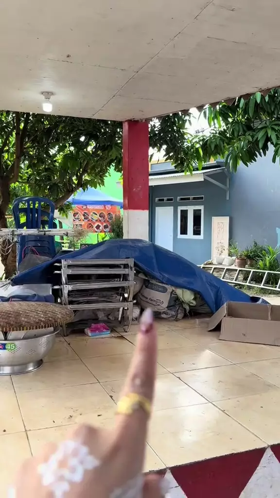 Dekorasi nikah puluhan juta hasilnya bikin miris © 2025 TikTok Dekorasi nikah puluhan juta hasilnya bikin miris © 2025 TikTok