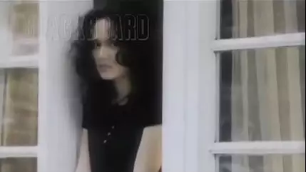 Mulan Jameela model video klip tersanjung © YouTube